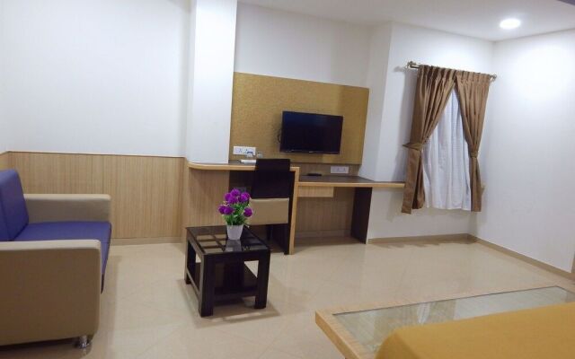 Hotel Aadhi
