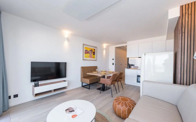 Apartment With Sea-view