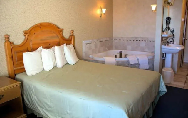 Pier Plaza Lodging