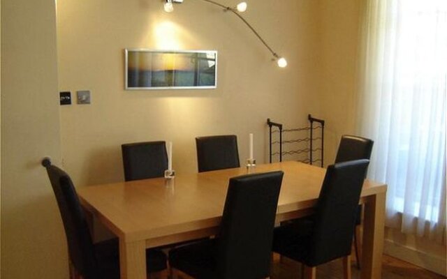 Exclusive Tower Bridge Apartment