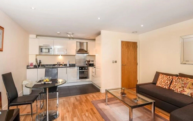 One Bed Apartment in Waterloo near Southwark