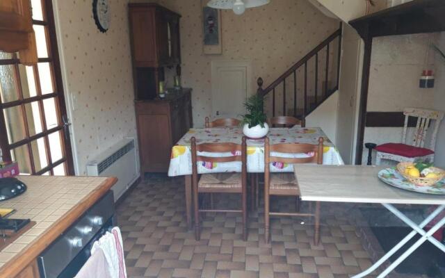 Gîte Borrèze, 2 pièces, 4 personnes - FR-1-616-79