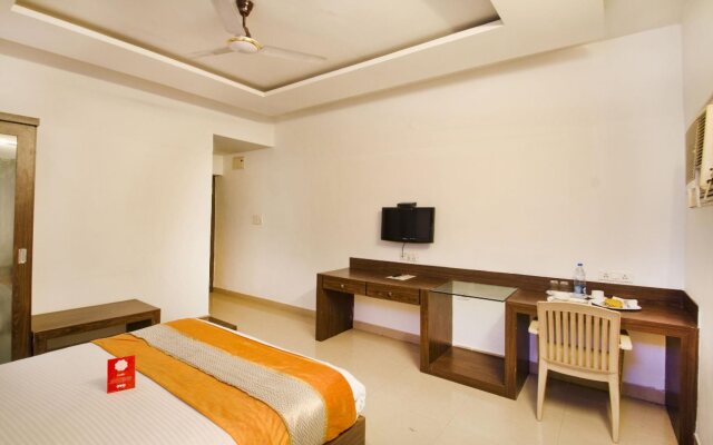 18 Square Lake View Boutique Hotel