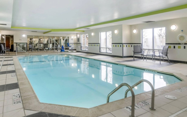 Fairfield Inn & Suites by Marriott Commerce