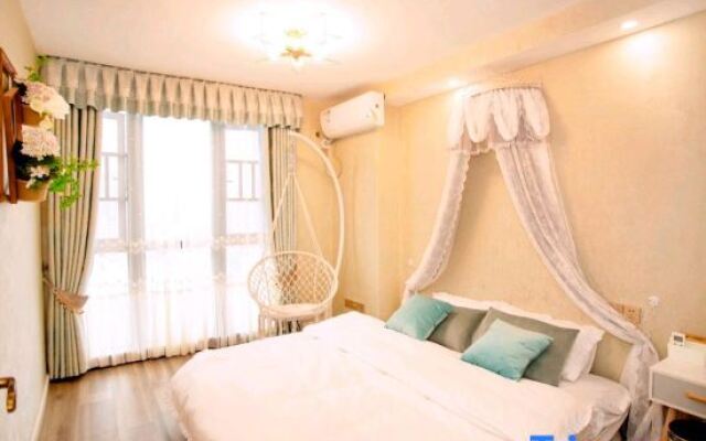 Yongzhou Yixin Apartment