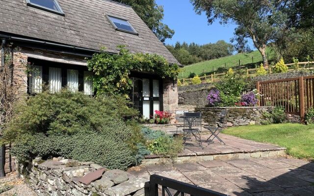 Hilltops Brecon Holiday Cottages