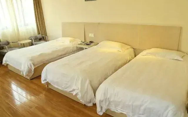 Maintel 168 Hotel (Wuxi Shangmadun Road Jinghai Subway Station Branch)