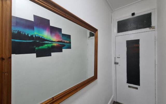 West Street 3-Bed 3-Ensuite Apartment Leicester