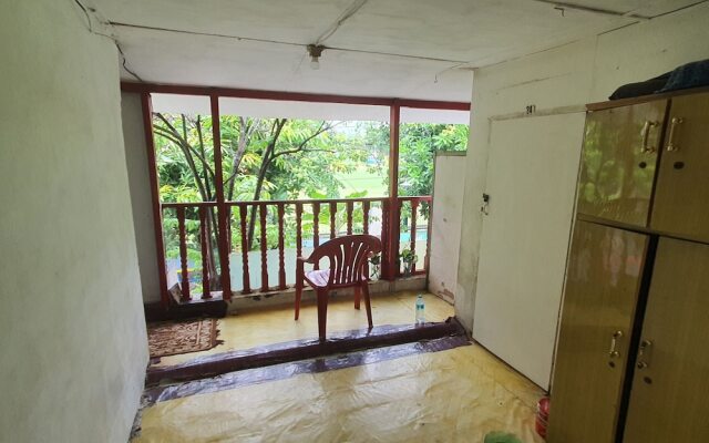 SPOT ON 93681 Qodri Homestay Syariah