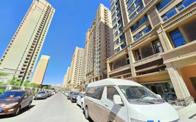 Roland Elegant Residence Homestay (Hohhot East Railway Station Guoneng Building) — 2-star hotel in Hohhot