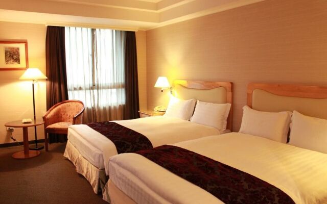 Golden Tulip Zhong Xin Hotel Taichung