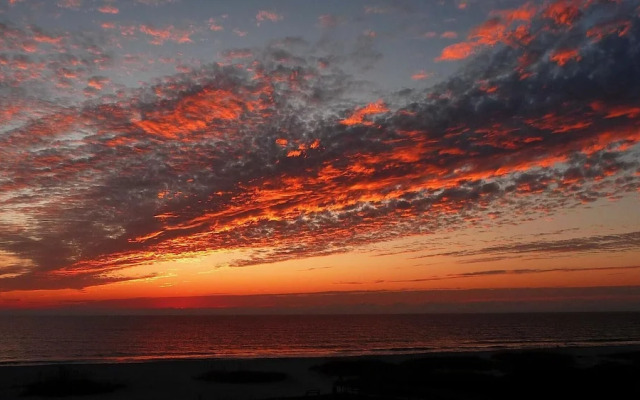 Sunset Vistas 411n