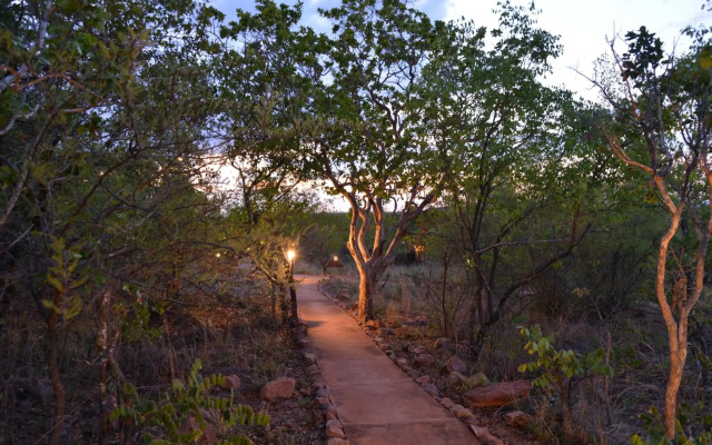 Zwahili Game Lodge & Spa