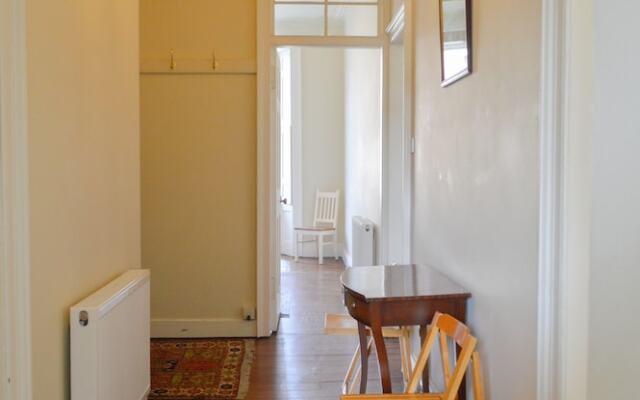 2 Bedroom Apartment in Edinburgh New Town