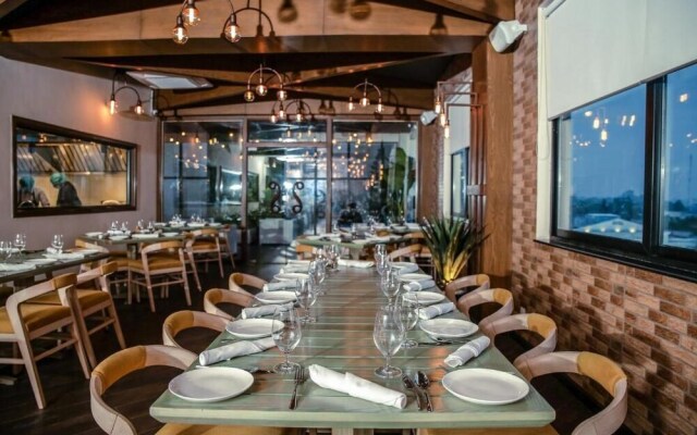 Grand Ittehad Boutique Hotel