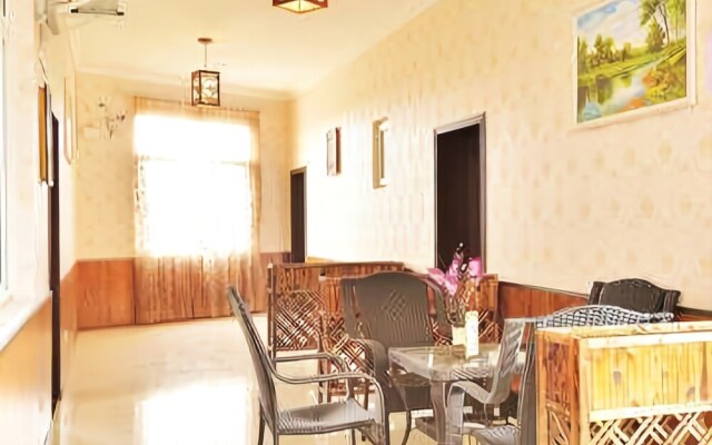 Chenxin Business Inn