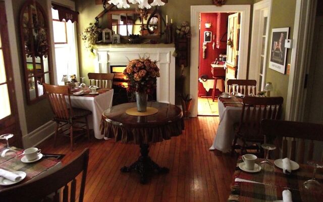 Historic Davy House Bed & Breakfast Inn