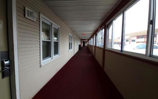Red Carpet Inn West Springfield