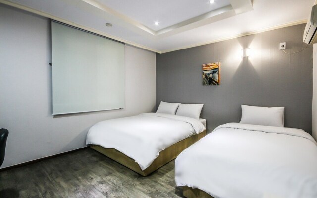 Rapport Hotel Sacheon