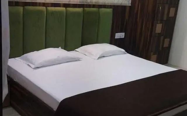 Hotel SR Siddhivinayak