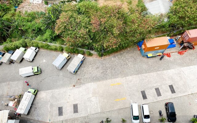 Cozy Stay 1Br At Mont Blanc Bekasi Apartment