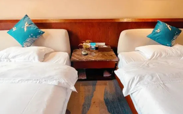 Four Seasons Scenic Hotel (Mianyang High-Speed Railway Station) – Guest Rooms – Mianyang