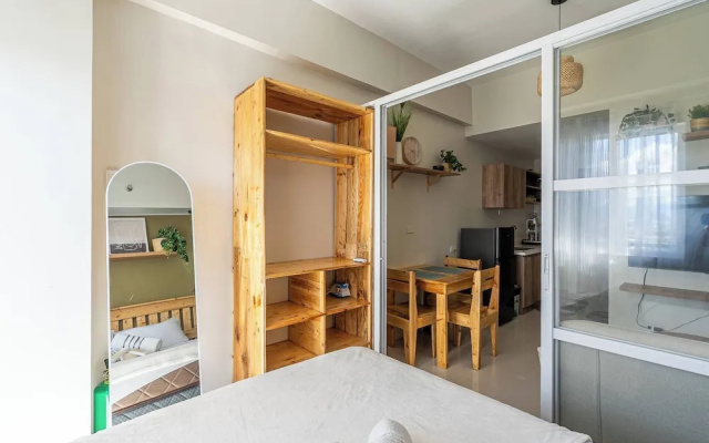 Cozy and Nature-inspired Studio Unit