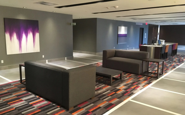 Holiday Inn Hotel & Suites Montreal Centre-ville Ouest by IHG