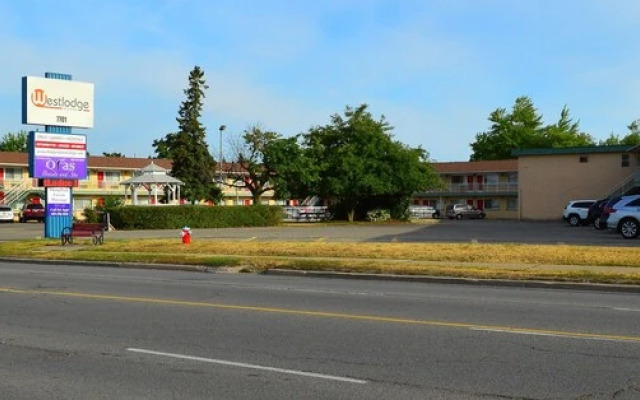 The Rockwell Resort
