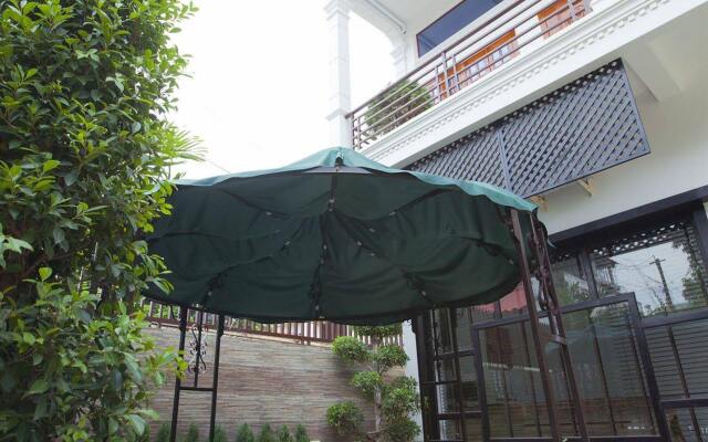 HomeFeel CS Hotel