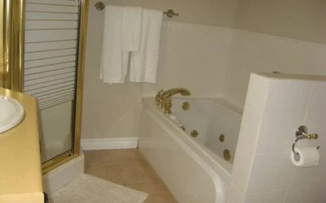 Viv's Front Porch B&B