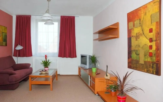 Hotel Ostrov Garni