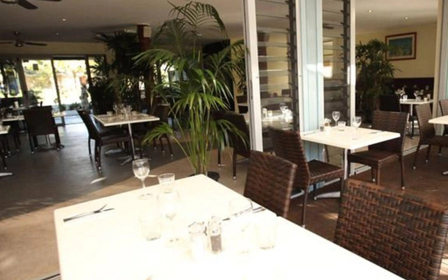 Mobys Beachside Retreat