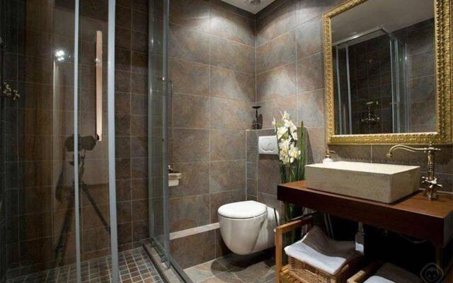 Eixample Apartments Arena Shopping Area