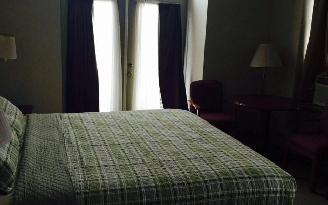 Goodfellos Suites