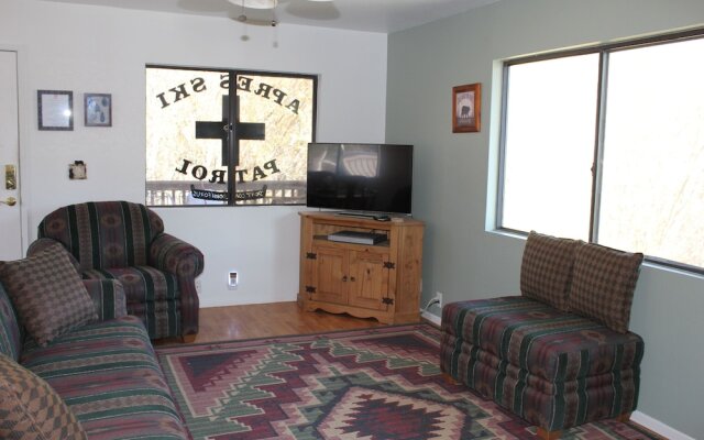 Moonridge Den