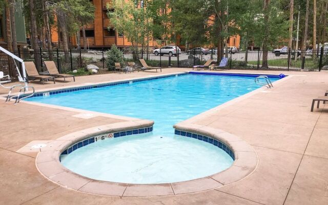 800 Columbine Road Condo Unit B9