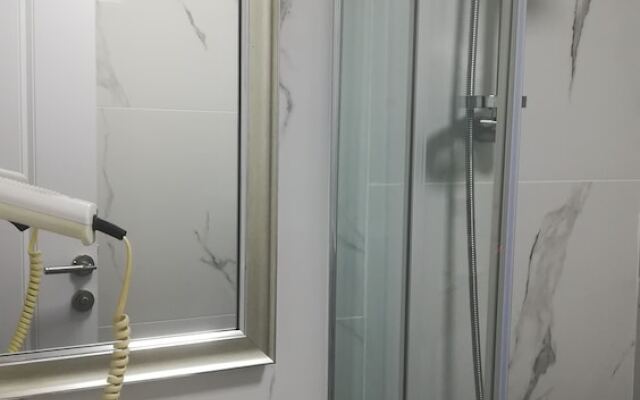 Beyce Hotel