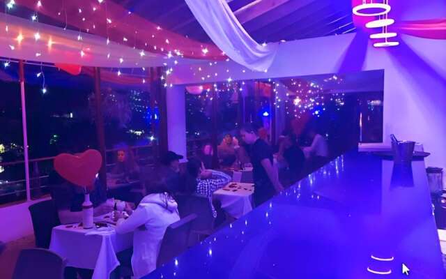 Hotel Guatatur