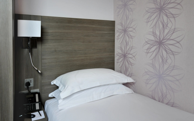 The Bromley Court Hotel