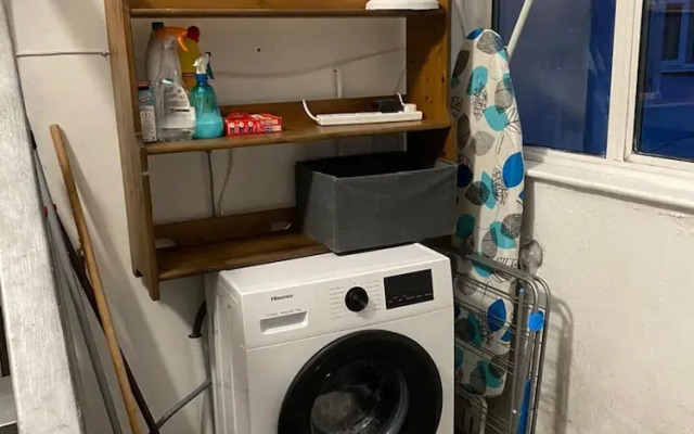 Charming 3-bed Apartment in London