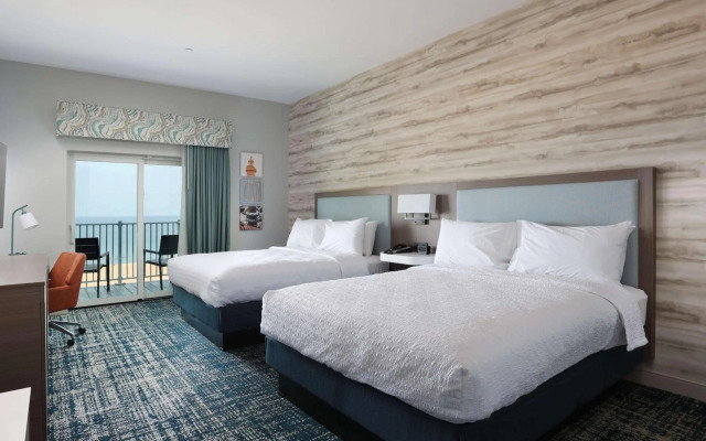 Hampton Inn & Suites Manistee Waterfront