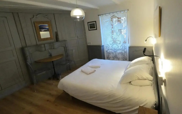 La Maison - Hotel & Gite