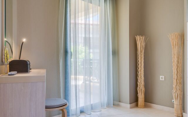 Toroni Blue