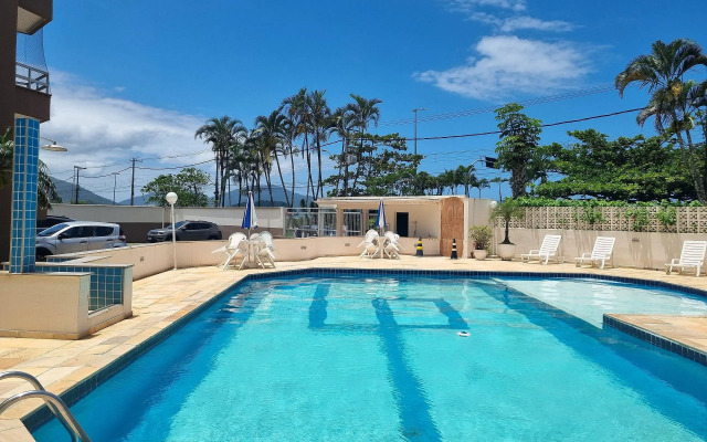 Apto em frente à praia em Caraguatatuba