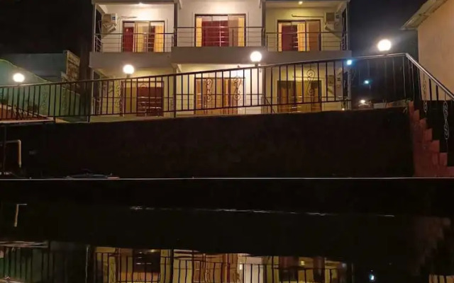 Melody 24 East Resort
