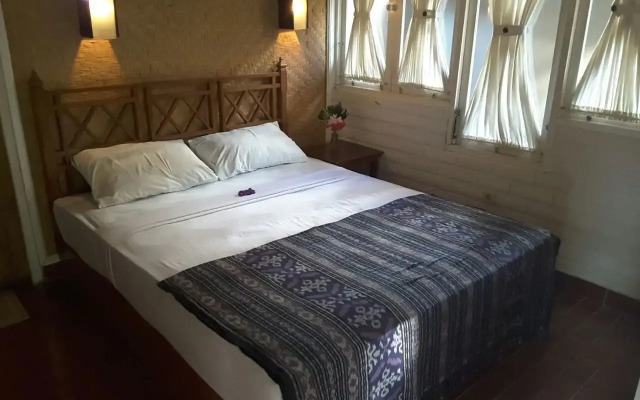 Puri Pandan Restaurant & Bungalows