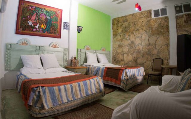 Hotel Tulum Iguanas