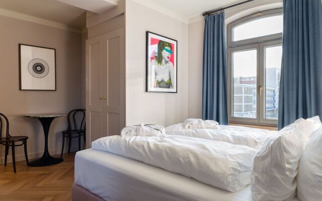 Mimosa Suites