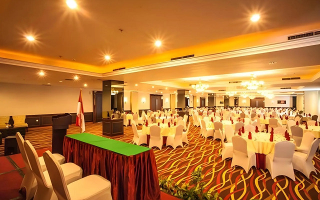 King's Hotel Nagoya Batam